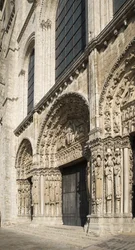 Cathedrale de Charres, portaalin kuninkaallinen julkisivu länteen