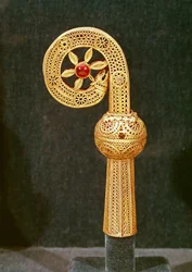 Crozier of St. Robert, n. 1100 (kullattua hopeaa)