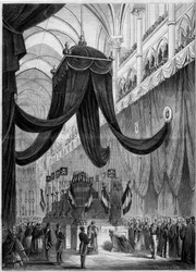 Esprit Victor Elisabeth Boniface de Castellanen (1788-1862), ranskalaisen marechalin hautajaiset: vainajan katafalkki uskonnollisen seremonian julkkiksen aikana Lyonin katedraalissa, Rhone (69)