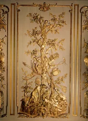 Metsästyspaikka, puupanelointi alun perin Hotel des Etats du Languedocin ruokasalista (kullattua puuta)