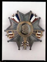 Heinäkuun monarkia - Heinäkuun monarkia - Suurristin laatta, Louis Philippe 1.: "" Honor et Homeland"" - (Henry IV:n kuva). Antanin sotilaat