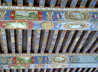 Maalatut palkit, Chateau dOiron, Loiren laakso (maalattu puu)