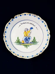 Tyytyväinen Patriot-lautanen (keraaminen)