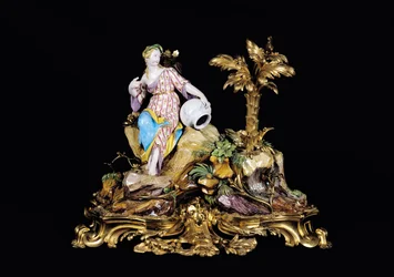 Vincennes Naiadin figuuri (posliini)