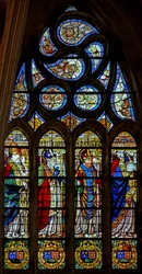 Ikkuna w201, joka esittää St Marceau(?), St Remi, St Martin ja St Denis