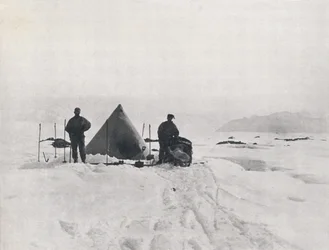 Levicksin leiri lohkojen keskellä, 1912, 1913