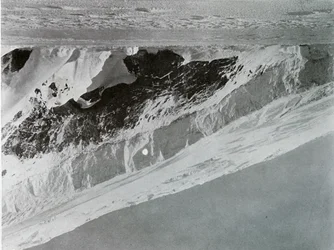 Varoitusjäätikön rinne, c1911, 1913