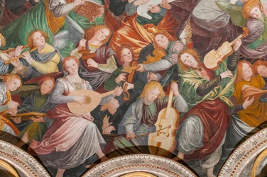 Yksityiskohta Siunatun Neitsyt taivaaseen ottamisesta, joka tunnetaan nimellä "Musiikkia soittavien enkelien kuoro", risteyksen kupoli, vuodelta 1534 (fresko)