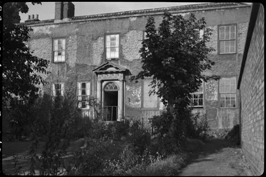 Clarence Hotel, Lead Yard, Darlington, 1942.