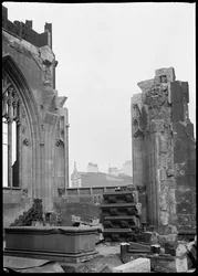 Manchesterin katedraali, Manchester, 1942.