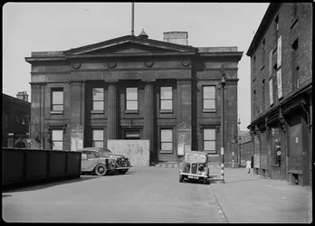 Kaupungintalo, Bexley Square, Salford, 1942.