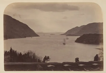 Hudson-joki nähtynä United State Military Academysta West Pointista, New Yorkista, 1867.