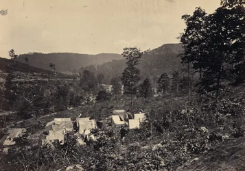 Raccoon Range, Whiteside N:o 2, sola