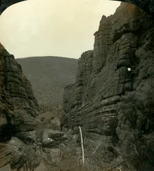 The Grand Canon [sic], Grampians, Victoria, Australia, 1908.