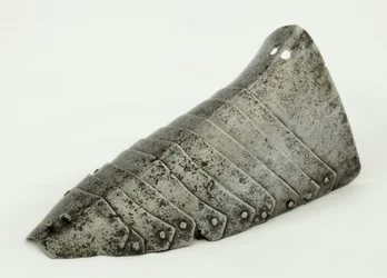 Vasen Sabaton, n. 1490 (teräs ja nahka)