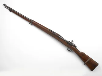 Kenraali Louis Bothan käyttämä Mauser M1896 7,92 mm:n pulttikivääri 1896