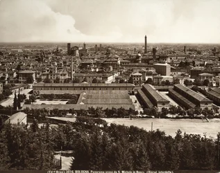 Panoraama Bolognan kaupunkiin: näkymä San Michele in Boscosta.