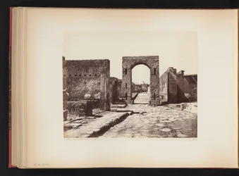 Näkymä Strada Mercuriolle Pompejissa, Italiassa Strada Mercury. (Pompei) (otsikko esineessä)