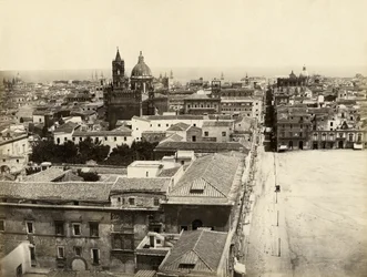 Näkymä Palermoon Porta Nuovasta, Sisiliasta, Italiasta, valokuva Giorgio Sommer
