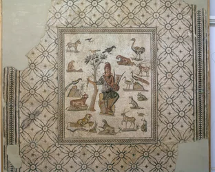 Orpheus eläinten ympäröimänä, monivärinen mosaiikki