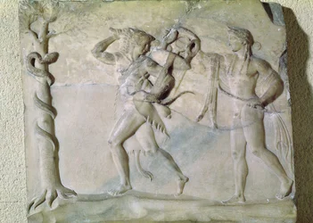 Tabletti, joka esittää Herculesin kantamassa Delphic-jalustaa Apollon (marmori) edessä