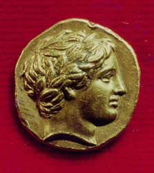 Makedonian kuninkaan Filippos II:n (382-336 eaa.) stateeri, jossa on Apollonin kuva, 356-336 eaa.