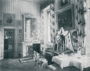 Queens-pukuhuone Windsorin linnassa, c1899, 1901