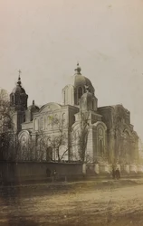 Ensimmäinen maailmansota: "Ukraina vuosina 1914-1916 Saksan armeijan hyökkäyksen aikana. Näkymä Sumysta (m/w kuva)