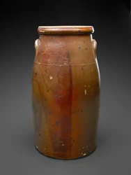 Churn, c. 1880-1905 (liukulasitettu kivitavara)