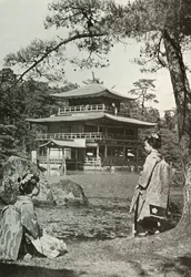Kinkakuji Kultainen paviljonki, 1910.
