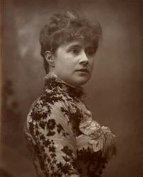 Alice Lingard, brittiläinen näyttelijä ja laulaja, 1884