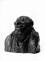 "" Celebrites du Juste Milieu" "" Karikatyyri Auguste Hilarion, Keratryn kreivi (1769-1859), Ranskan edustaja ja pari"" Honore Daumierin (1808-1879) veistos 1800-luvulla. Dim. cm K 13 x P 12 Inv RF 262 Musee des Beaux Arts, P