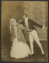 Aristokraattinen baletti (Graf Lalongue ja paronitar E. Rosin).