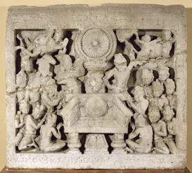 Buddhalaisten symbolien palvonta, Amaravati (kalkkikivi)