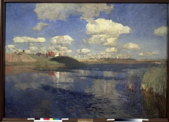 Järvi. Näkymä ruokojen reunustaman järven avaruuteen, rannoille, kylään ja viljelypelloille. Isaac (Isaak) Ilyich Levitan (1860-1900) maalaus öljy kankaalle