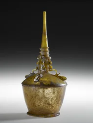 Pullo, c. 1100-luku (lasi)