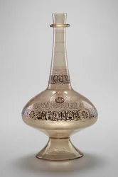 Pullo, tilaaja Dawud, Rasulid Sultan of Jemen, Mamluk-dynastia, 12961321 (emaloitu ja kullattu lasi)