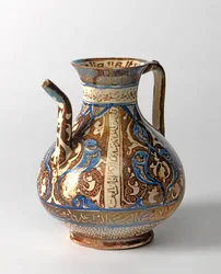 Fritware ewer, Seljuk (keraaminen)