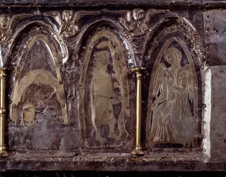 Barbarossan arkki, jossa on kohtauksia Pyhän Johannes Kastajan elämästä (puuta, hopealehteä ja kiviä