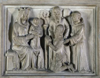 Madonna ja lapsi soturin ja pyhimysten kera, The Masters of Campionen luoma helpotus. Italia