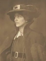 Kameratyö: Frau Mathasius, 1904.