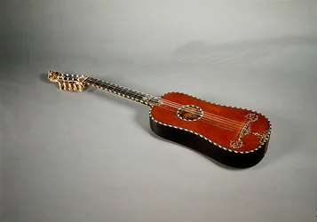Kitara, 1648 (eebenpuu ja norsunluu)