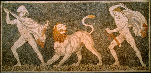 Mosaiikki, jossa Aleksanteri Suuri ja Hephaestion teurastavat leijonan. Pella Archaeol...