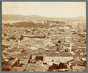 "Seraljin niemi" [Istanbul. Kaupungin panoraama]