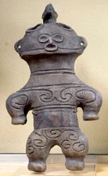 Dogu-pienoispatsas, Japani, korkeus 20 cm, neoliittinen kausi, Jomon-kausi