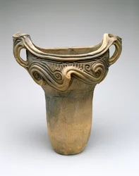 Pannu, jossa Whorl Design, n. 7500-300 eKr. (matalapoltettu keraaminen savi)