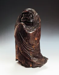 Darumaa (Bodhidharma, Zenin perustaja ja ensimmäinen patriarkka) kuvaava patsas
