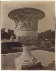 Versailles, maljakko