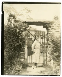 Rouva Ernest Thompson Seton Greenwichistä, Connecticutista, League of American Pen Women -järjestön kansallinen puheenjohtaja, joka lähtee 18. kesäkuuta kenttäretkikunnan kanssa tutkimaan Amazonin yläjuoksua