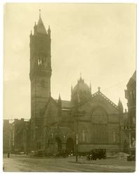Old South Church, Boston, USA, n. 1902–1910 (gelatiinihopea valokuva)